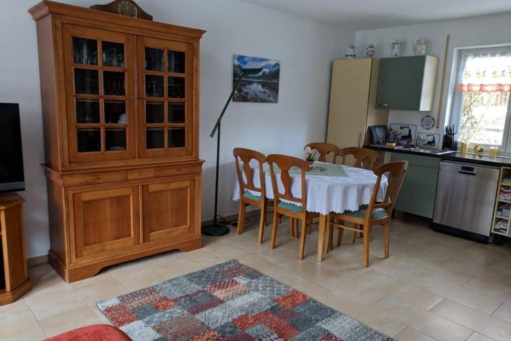 Ferienwohnung Huber In ウッティング・アム・アンマーゼー エクステリア 写真